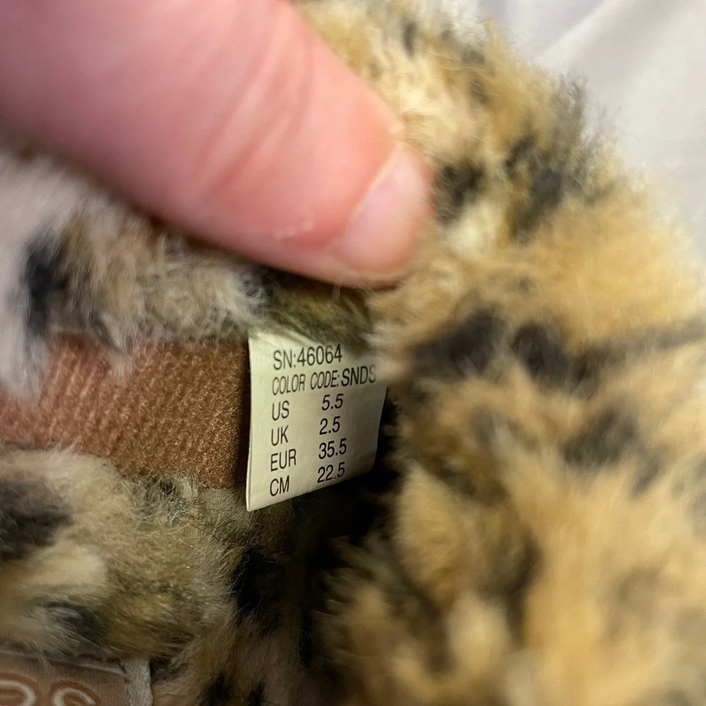 Skechers Kids Leopard Faux‎ Fur Platform Mules Tan Suede Lug Sole 46064 Size 5.5